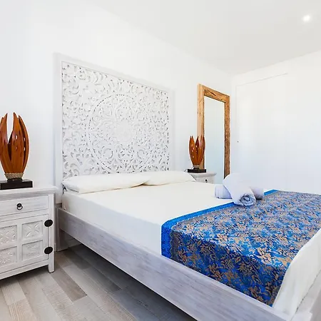 Vista Mar - Batik Rosas
